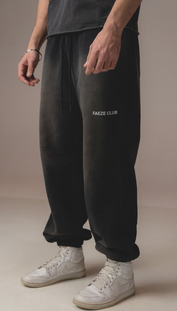 SMOKY BLACK FADED SWEATPANT